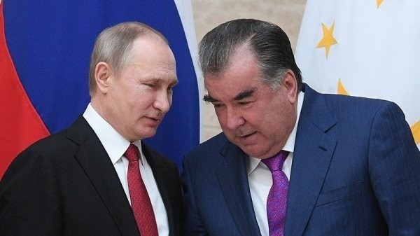 Президенты Путин и Рахмон